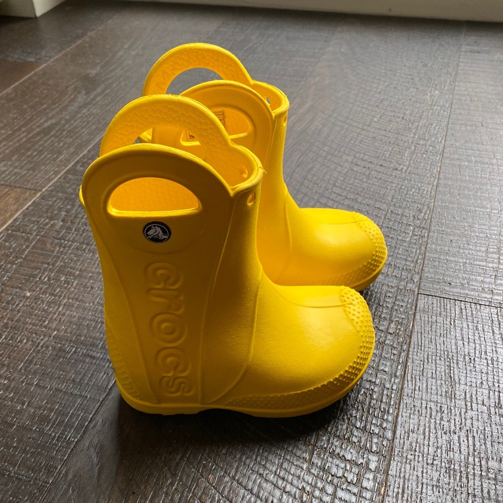 Crocs toddler rain boots